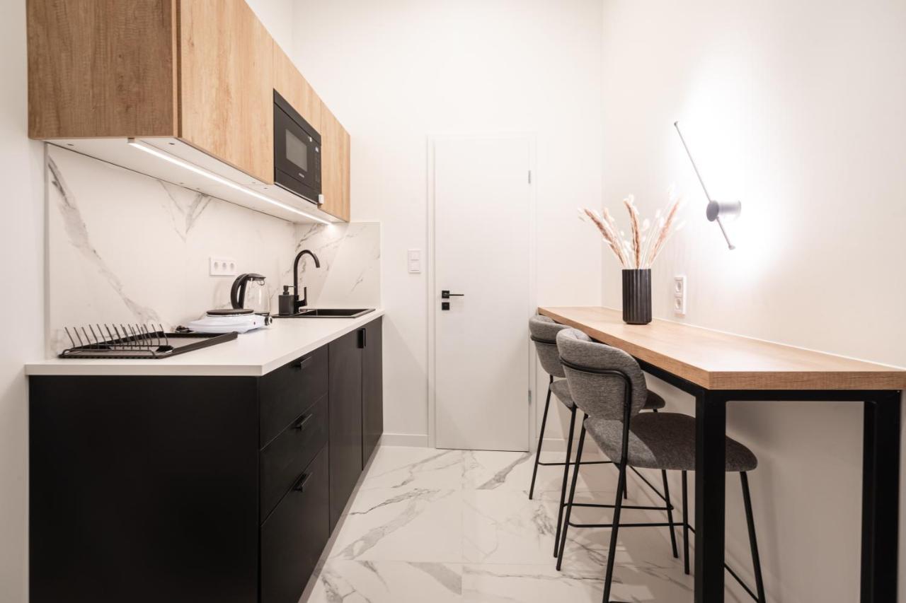 E56 - Grand Boulevard Heritage Residence - Best Location By Bqa Budapest Extérieur photo