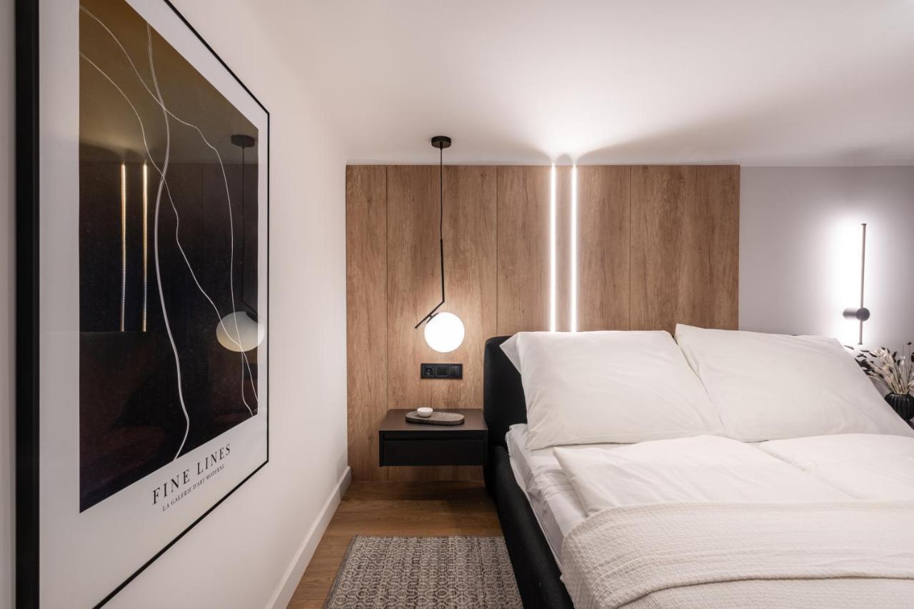 E56 - Grand Boulevard Heritage Residence - Best Location By Bqa Budapest Extérieur photo